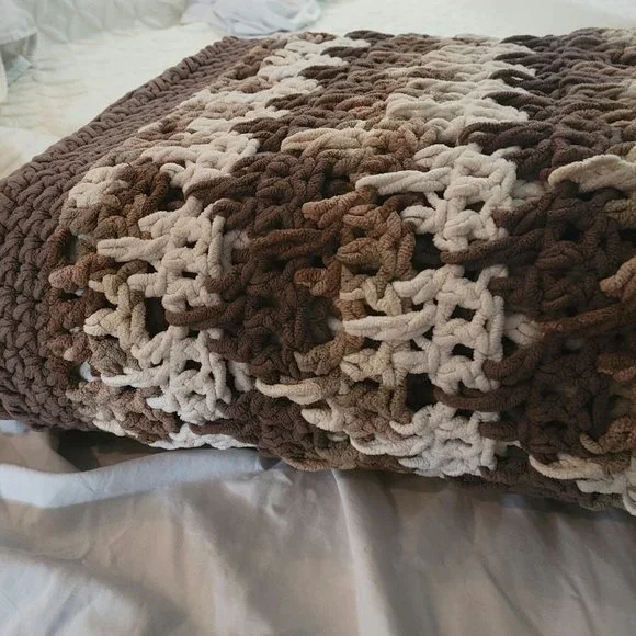 Throw oversized - Picture 3 of 7